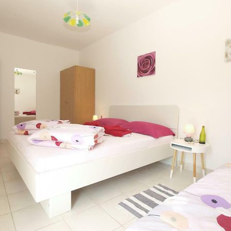 Apartments Davor 1676 Banjole Extérieur photo