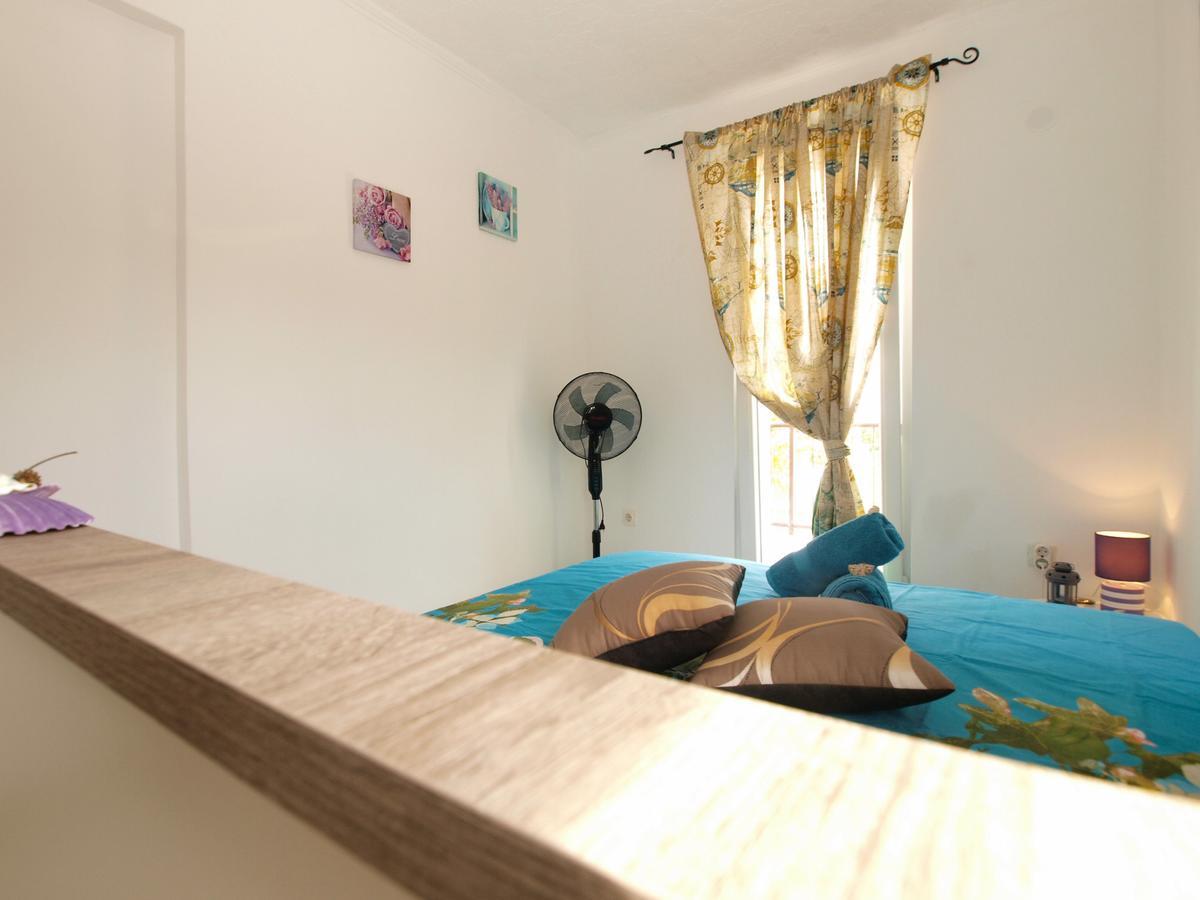 Apartments Davor 1676 Banjole Extérieur photo