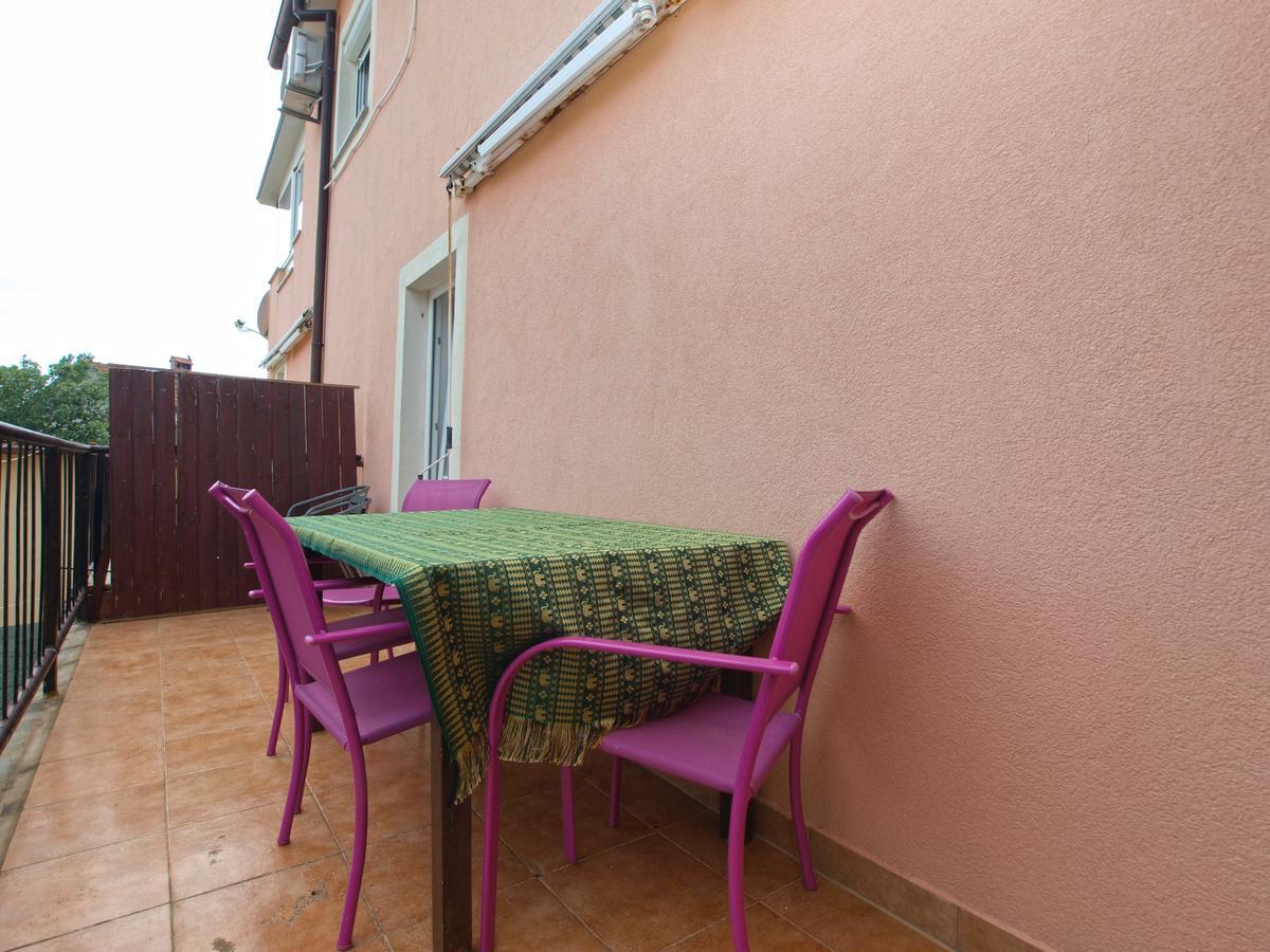 Apartments Davor 1676 Banjole Extérieur photo