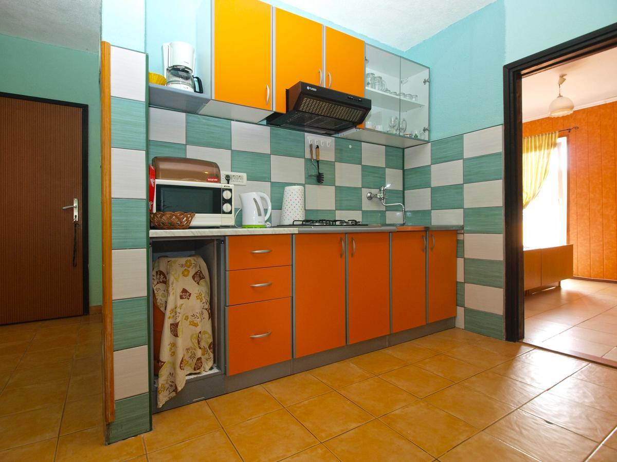 Apartments Davor 1676 Banjole Extérieur photo