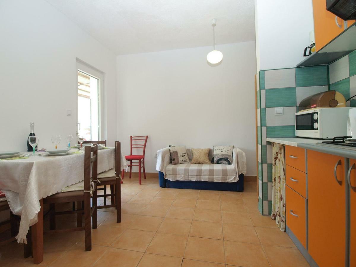 Apartments Davor 1676 Banjole Extérieur photo