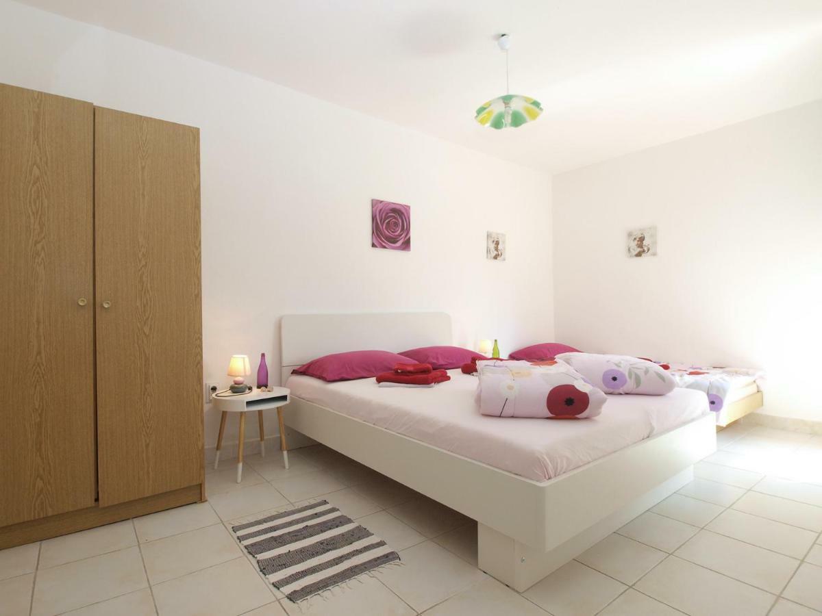 Apartments Davor 1676 Banjole Extérieur photo