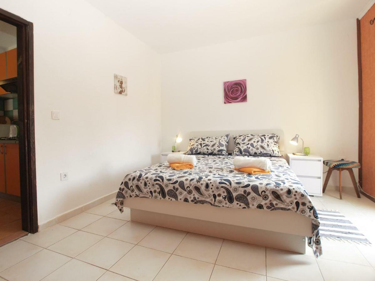 Apartments Davor 1676 Banjole Extérieur photo